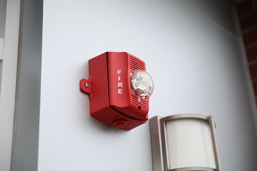 Yangın Alarm Sistemi Nedir? Nasıl Çalışır?